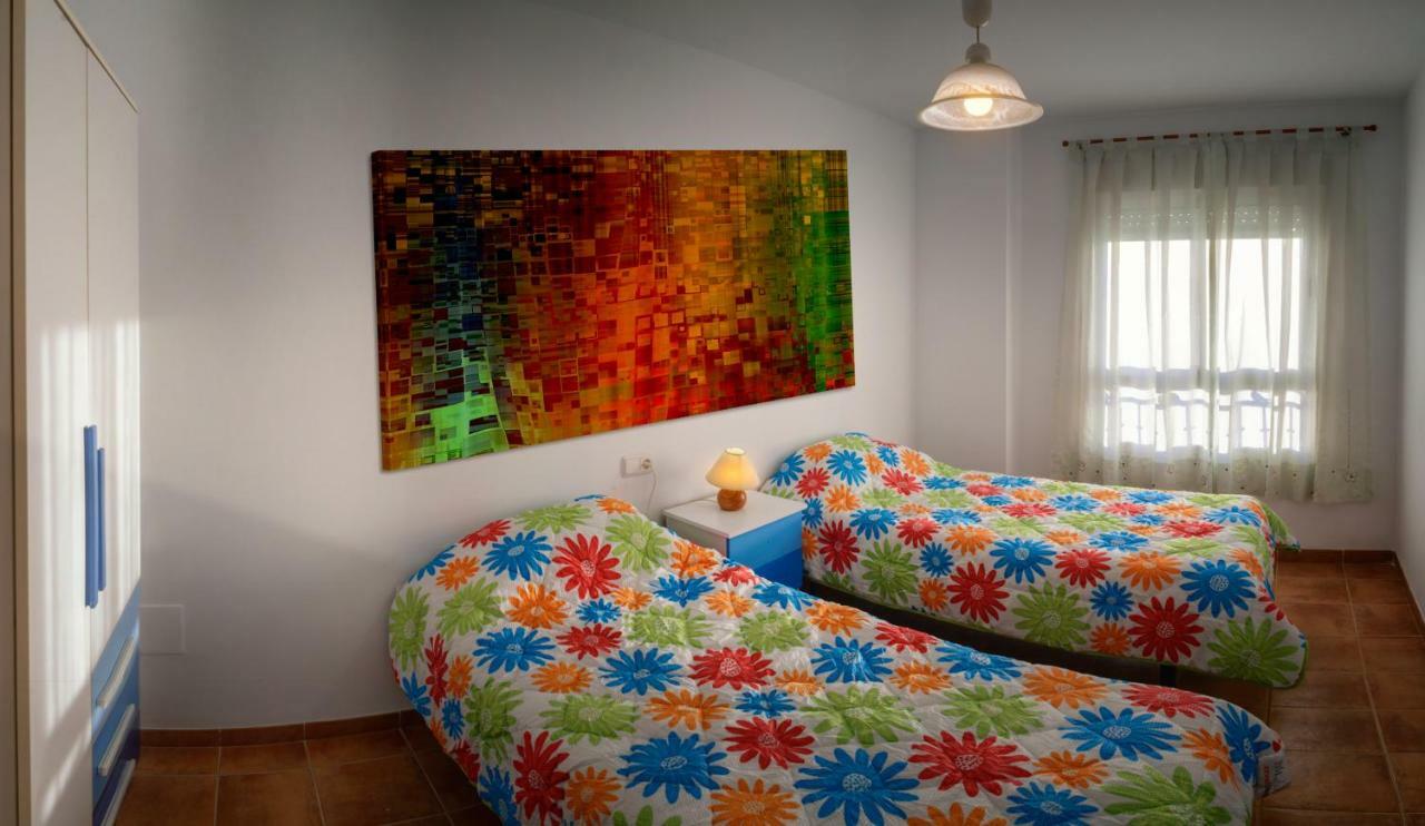 Apartamento 90 M2 En La Mejor Zona De Roquetas Roquetas de Mar Bagian luar foto