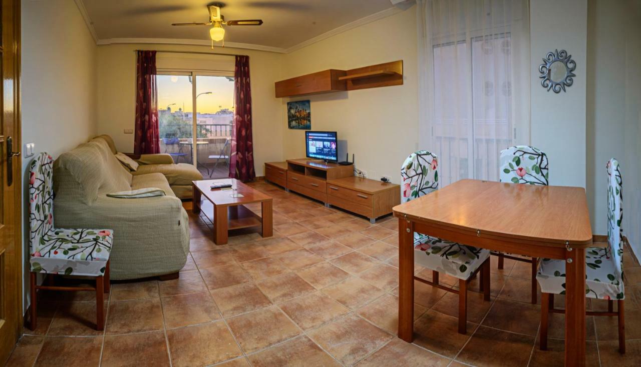 Apartamento 90 M2 En La Mejor Zona De Roquetas Roquetas de Mar Bagian luar foto