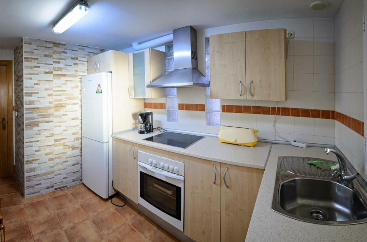 Apartamento 90 M2 En La Mejor Zona De Roquetas Roquetas de Mar Bagian luar foto
